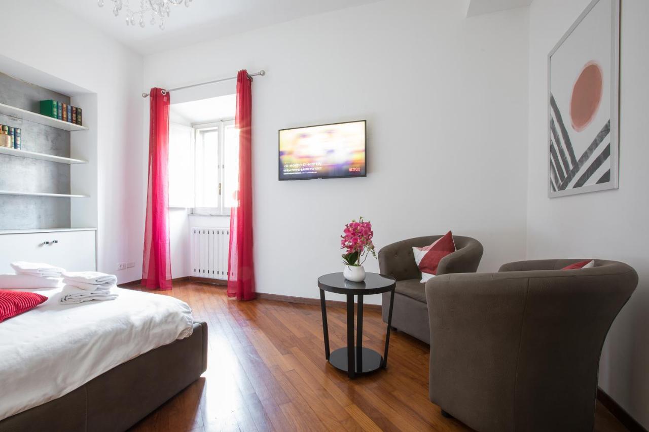 Pantheon Apartment โรม ภายนอก รูปภาพ